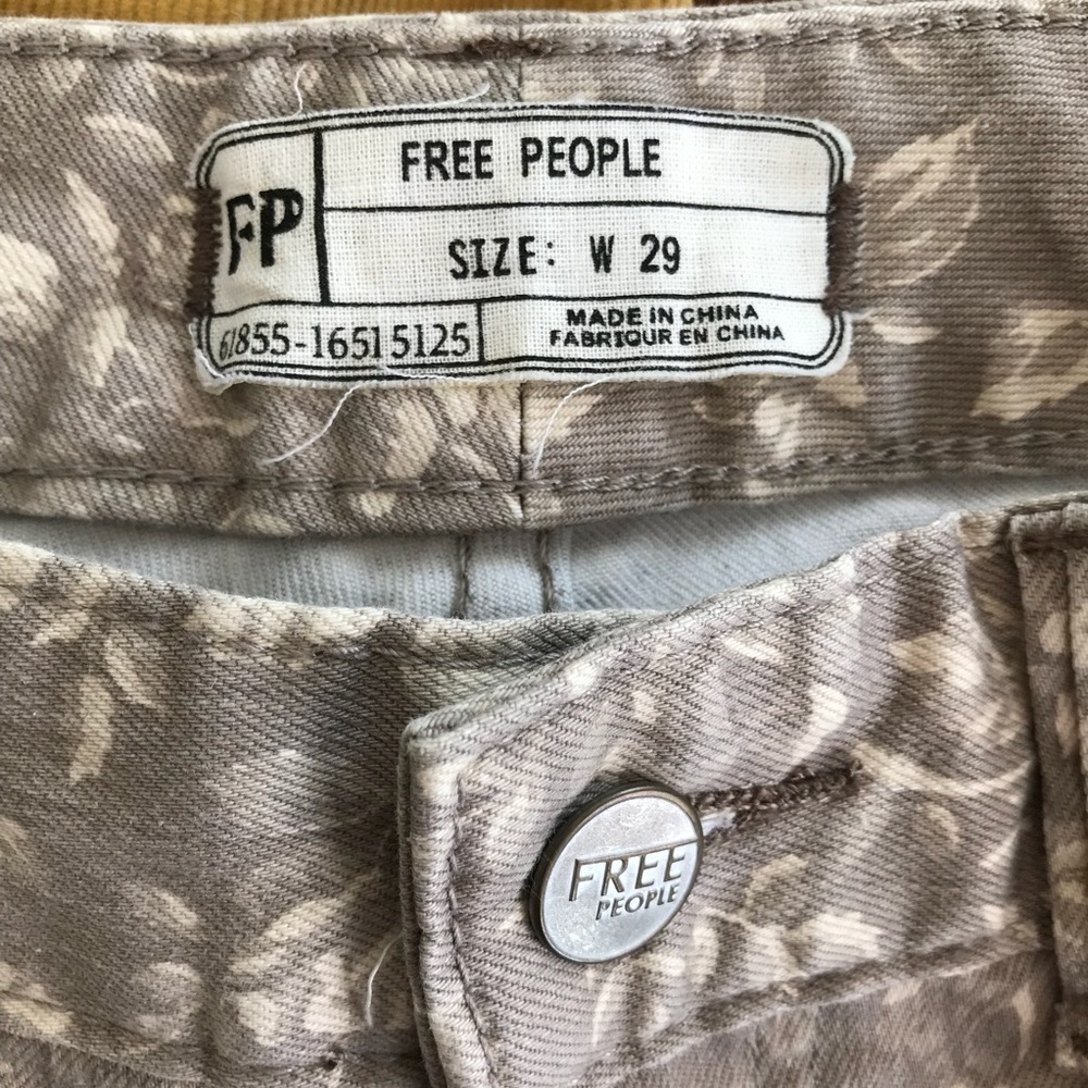 Free People Floral Skinny Jeans - Picture 4 of 5
